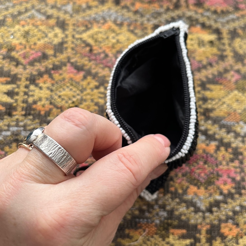 Beaded Butterfly Change Purse - Picture 3 of 5